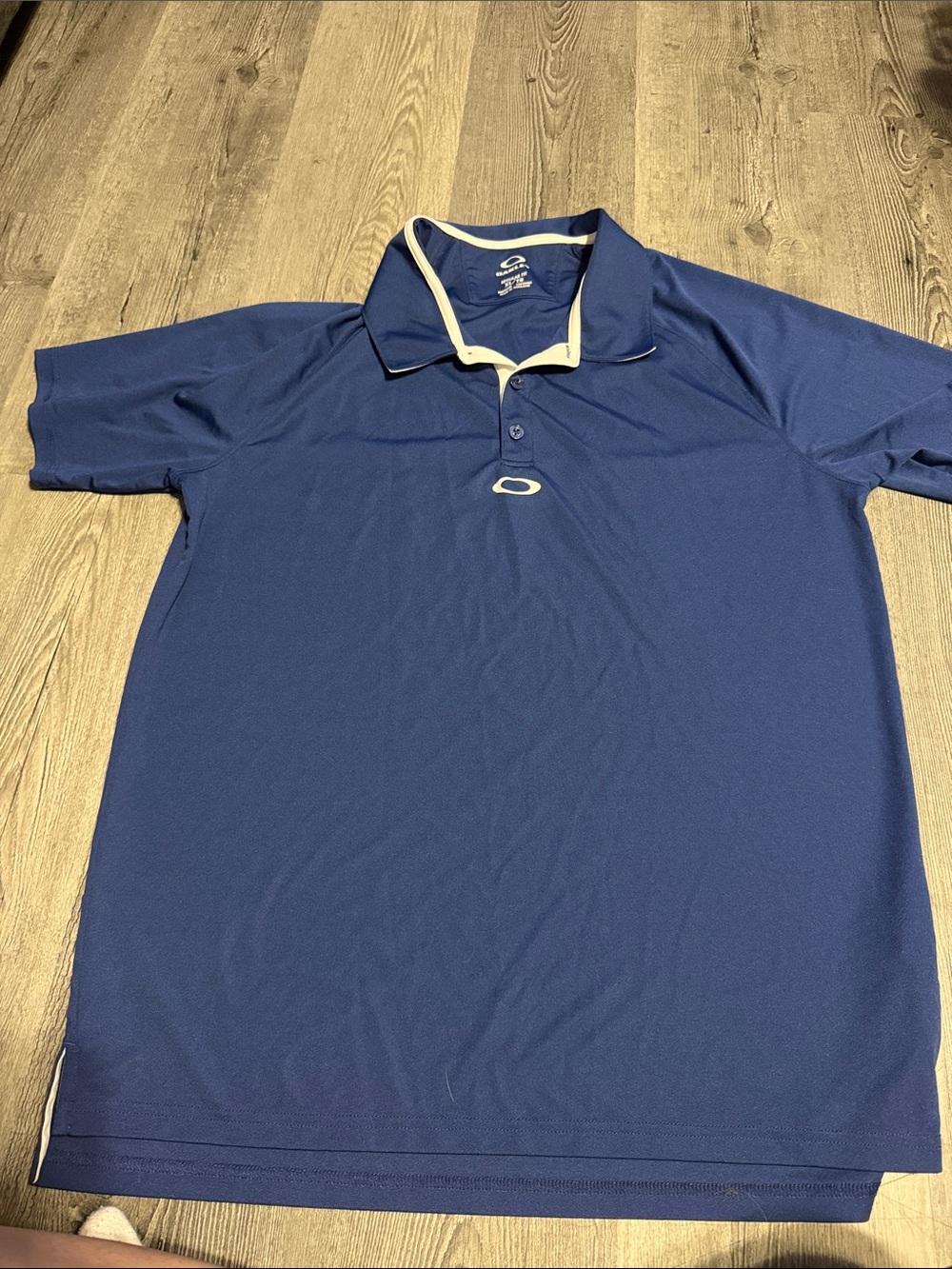 Oakley Men’s Navy Polo with Cream Trim